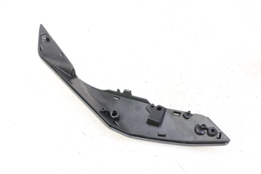 photo de PRAWA TYLNA LISTWA PROGOWA SEGWAY NINEBOT ZT3 PRO 1 - Inny kąt widzenia