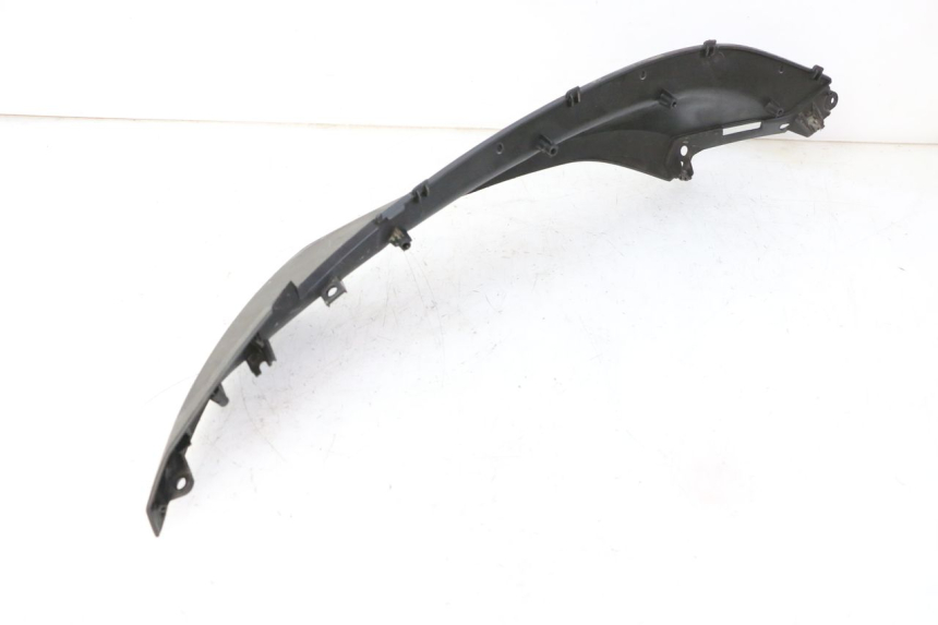 photo de TYLNY LEWY PROG QUADRO 4 4D 350 (2015 - 2018) - Widok ogólny