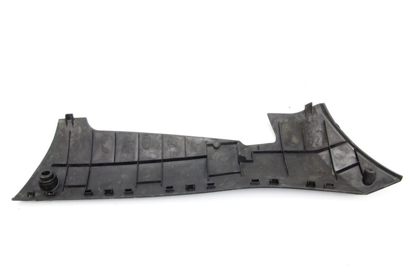 photo de TYLNY LEWY PROG PEUGEOT KISBEE 4T 50 (2010 - 2017) - Szczegół części