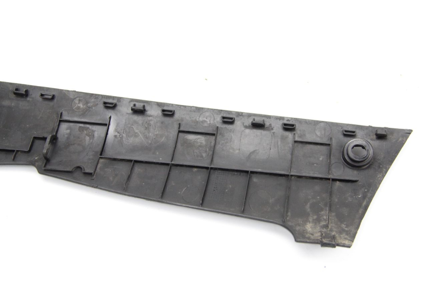 photo de TYLNY LEWY PROG PEUGEOT KISBEE 4T 50 (2010 - 2017) - Zbliżenie techniczne