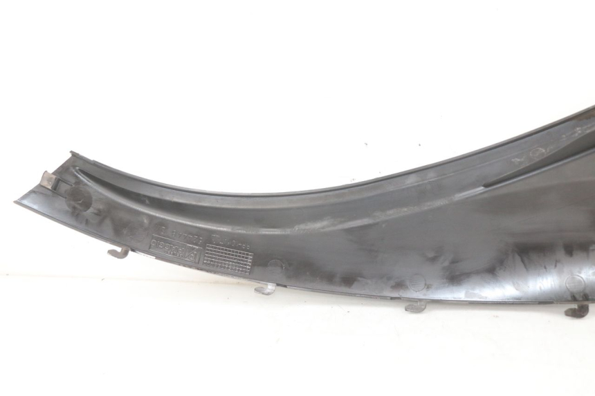 photo de TYLNY LEWY PROG PIAGGIO MP3 125 (2006 - 2014) - Zbliżenie techniczne