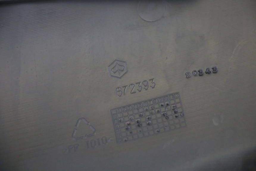 photo de TYLNY LEWY PROG PIAGGIO MP3 RL 250 (2006 - 2010) - Widok ogólny