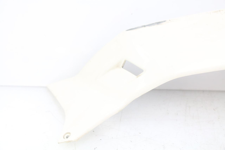 photo de TYLNY LEWY PROG PIAGGIO VESPA GTS IGET ABS 125 (2017 - 2023) - Szczegóły charakterystyczne