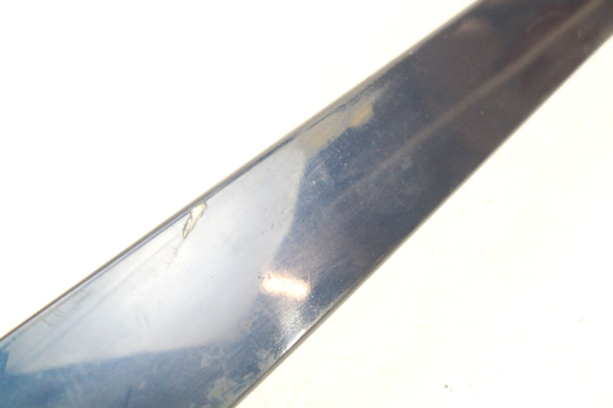 photo de TYLNY LEWY PROG PIAGGIO VESPA LXV 125 (2006 - 2009) - Punkty mocowania