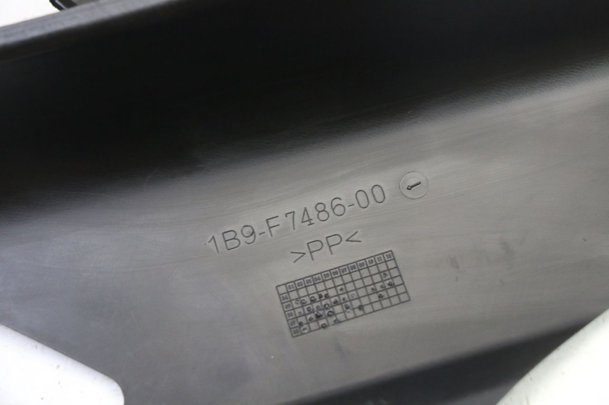 photo de TYLNY LEWY PROG YAMAHA XMAX X-MAX 125 (2006 - 2009) - Punkty mocowania