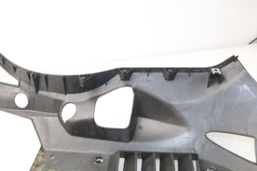 photo de progi boczne APRILIA ATLANTIC 125 (2003 - 2009) - Zoom stanu zużycia