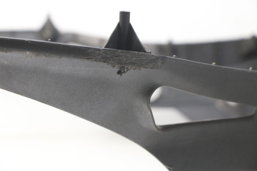 photo de progi boczne APRILIA ATLANTIC 125 (2003 - 2009) - Inny kąt widzenia