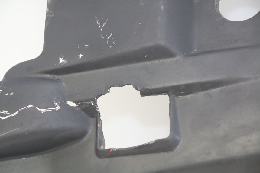 photo de progi boczne MBK BOOSTER SPIRIT 50 (2004 - 2017) - Szczegóły charakterystyczne