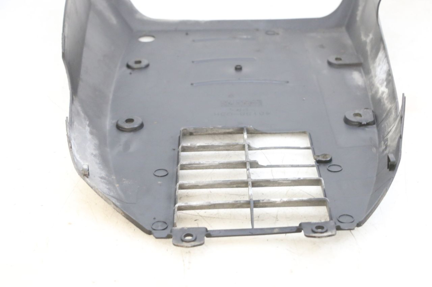 photo de progi boczne SUZUKI BURGMAN 125 (2007 - 2014) - Zoom stanu zużycia