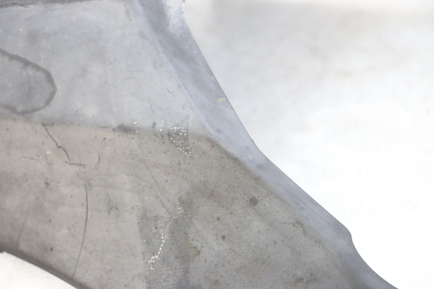 photo de progi boczne SUZUKI BURGMAN 125 (2007 - 2014) - Zbliżenie techniczne