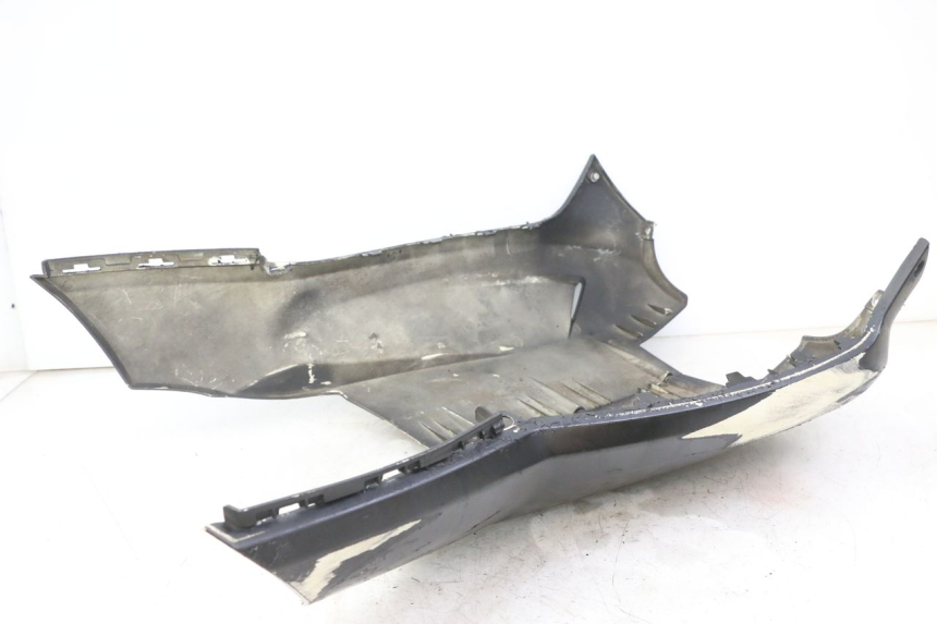 photo de progi boczne PEUGEOT CITYSTAR 50 (2013 - 2017) - Zbliżenie techniczne