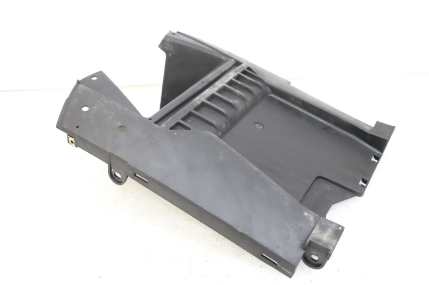 photo de progi boczne KYMCO DINK STREET 125 (2009 - 2014) - Zbliżenie techniczne