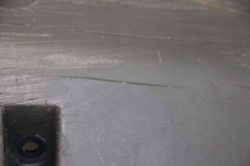 photo de progi boczne KYMCO DOWNTOWN ABS 125 (2015 - 2017) - Zbliżenie techniczne