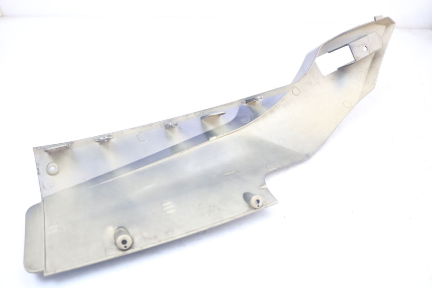 photo de PRAWA LISTWA PROGOWA QUADRO 3D S 350 (2013 - 2018) - Punkty mocowania