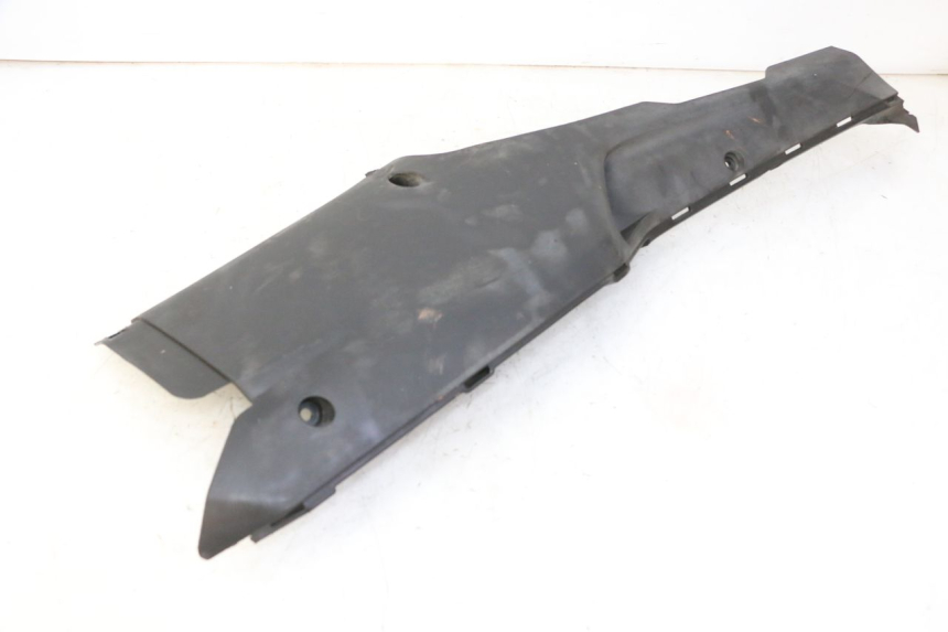 photo de PRAWY PROG QUADRO 4 4D 350 (2015 - 2018) - Inny kąt widzenia