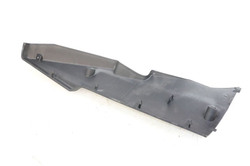 photo de PRAWA LISTWA BOCZNA DAELIM A-FOUR 2T 50 (2005 - 2012) - Szczegół części