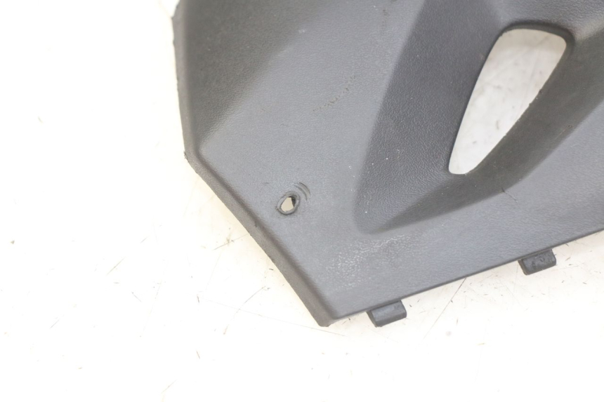 photo de PRAWA LISTWA BOCZNA KYMCO AGILITY 16+ 4T 50 (2018 - 2023) - Szczegół części