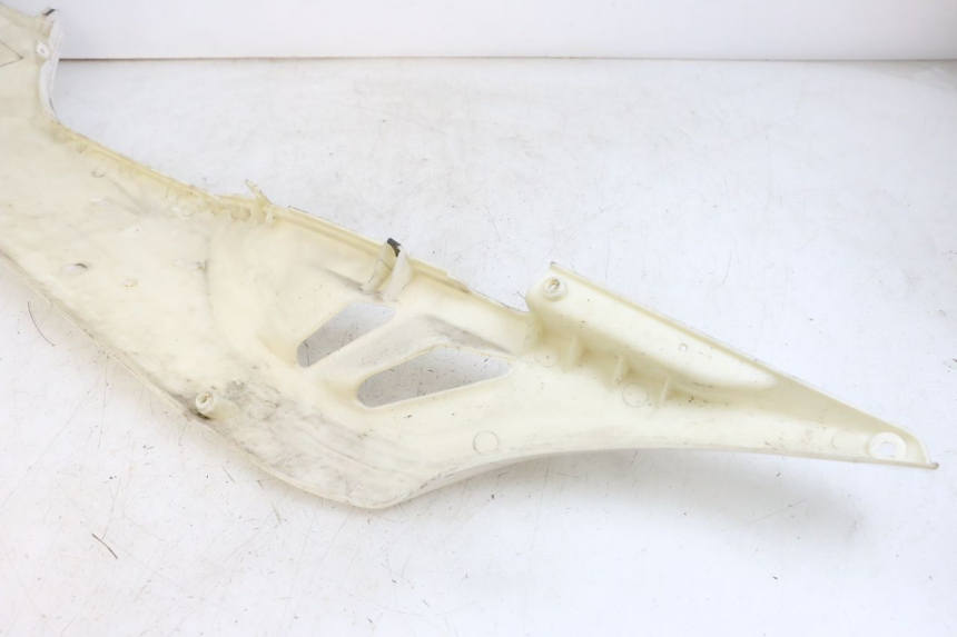 photo de PRAWA LISTWA PROGOWA JONWAY AZTRAL 125 (2008 - 2017) - Zoom stanu zużycia