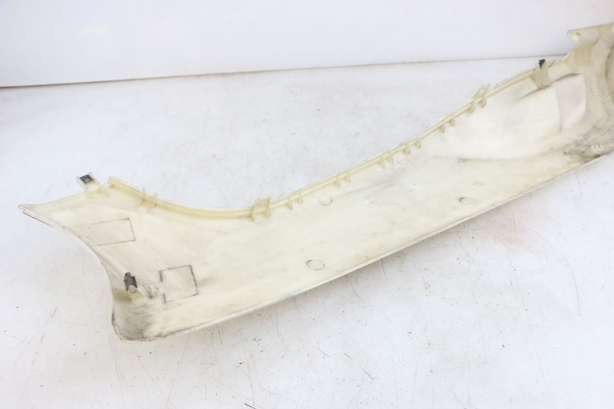 photo de PRAWA LISTWA PROGOWA JONWAY AZTRAL 125 (2008 - 2017) - Widok ogólny