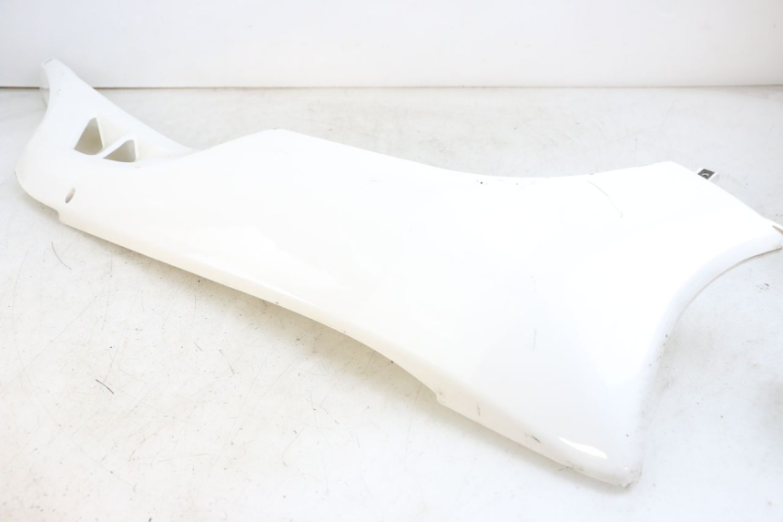 photo de PRAWA LISTWA PROGOWA JONWAY AZTRAL 125 (2008 - 2017) - Stan powierzchni