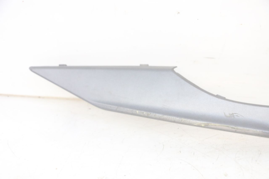 photo de PRAWA LISTWA BOCZNA MOTRON BREEZY 4T 50 (2021 - 2025) - Stan powierzchni