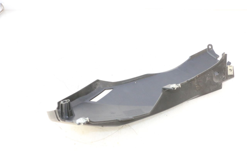 photo de PRAWY PROG BMW C SPORT 650 (2015 - 2021) - Oznaczenia i referencje