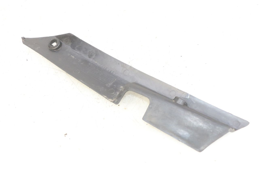 photo de PRAWA LISTWA BOCZNA TGB CITY 2 50 (2009 - 2013) - Zoom stanu zużycia