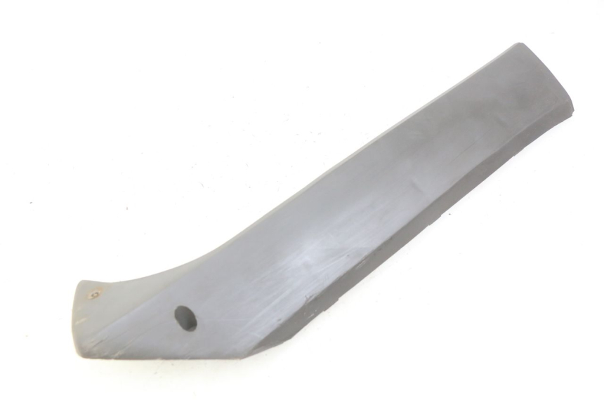 photo de PRAWA LISTWA PROGOWA SUZUKI CP 80 (1985 - 1996) - Widok główny