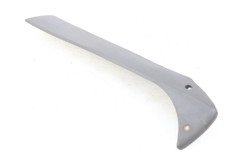 photo de PRAWA LISTWA PROGOWA SUZUKI CP 80 (1985 - 1996) - Zbliżenie techniczne