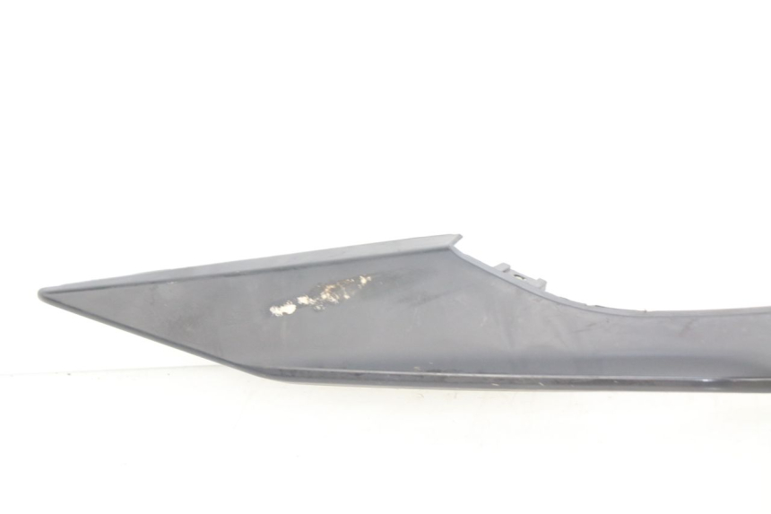 photo de PRAWA LISTWA BOCZNA JM MOTORS EVOLIS 4T 50 (2018 - 2022) - Stan powierzchni