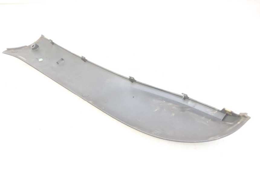 photo de PRAWA LISTWA PROGOWA SYM FIDDLE 2 125 (2010 - 2013) - Widok ogólny