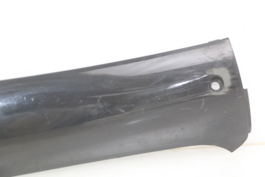 photo de PRAWA LISTWA PROGOWA SYM FIDDLE 2 125 (2010 - 2013) - Oznaczenia i referencje