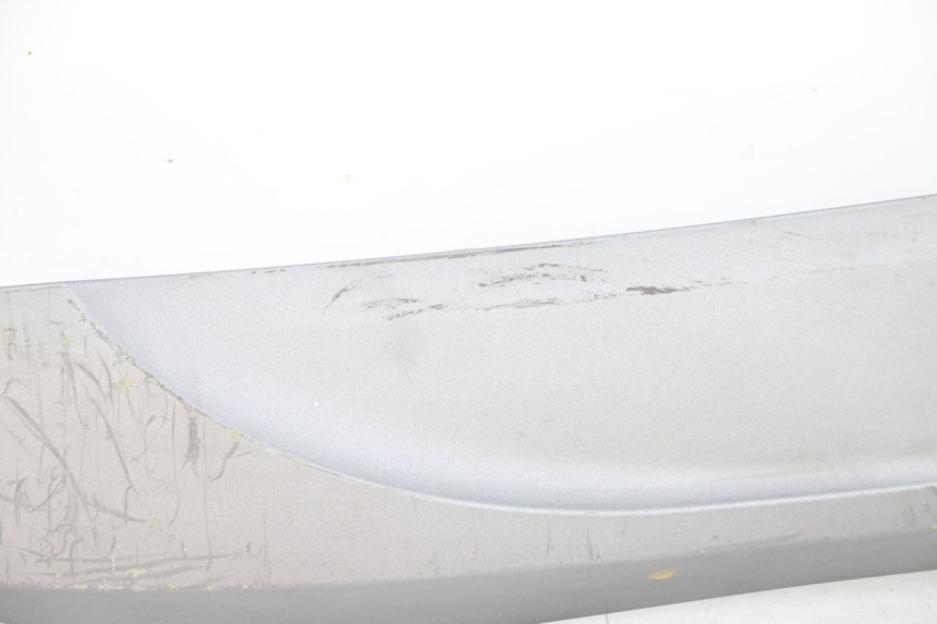 photo de PRAWA LISTWA BOCZNA SYM FIDDLE 3 III 125 (2014 - 2020) - Widok ogólny