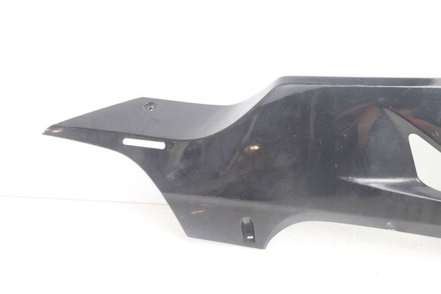 photo de PRAWA LISTWA BOCZNA HONDA FJS SILVER WING SILVERWING 400 (2005 - 2008) - Szczegół części
