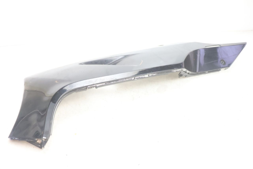 photo de PRAWA LISTWA BOCZNA HONDA FJS SILVER WING SILVERWING 400 (2005 - 2008) - Stan powierzchni