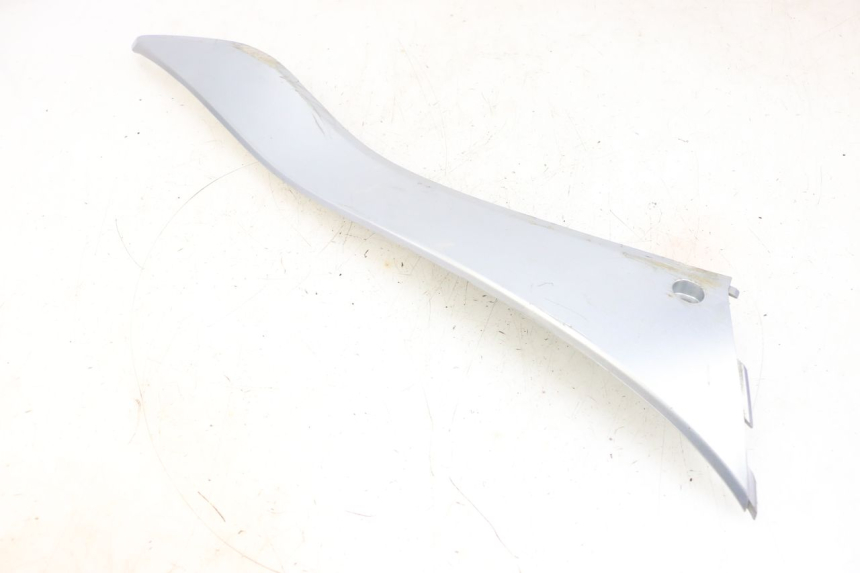 photo de PRAWA LISTWA PROGOWA MBK FLAME X 125 (2007 - 2016) - Oznaczenia i referencje