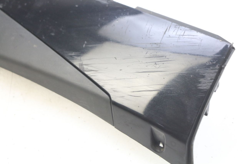 photo de PRAWA LISTWA PROGOWA PIAGGIO FLY 4T 50 (2013 - 2017) - Stan powierzchni