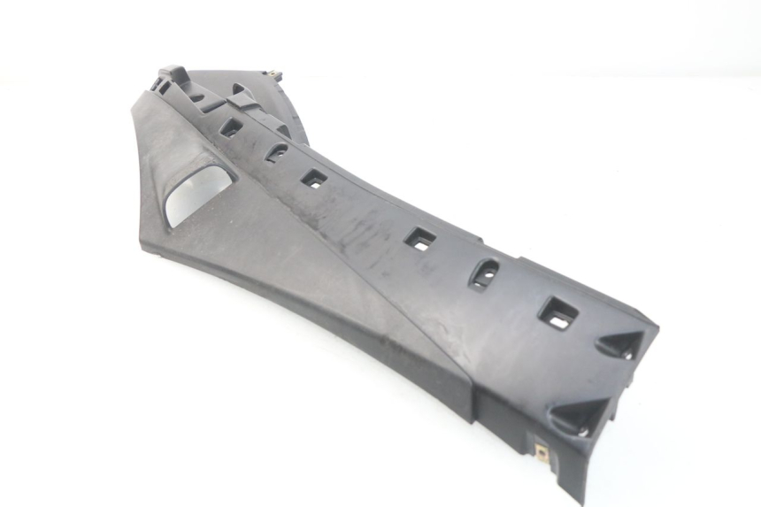 photo de PRAWY PROG PIAGGIO FLY IE 125 (2012 - 2017) - Zbliżenie techniczne