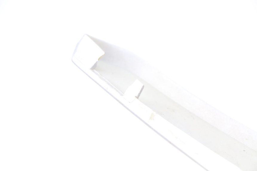 photo de PRAWA LISTWA BOCZNA SACHS FY125T FY T 125 (2007 - 2011) - Szczegół części