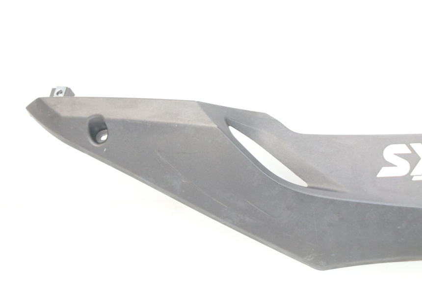 photo de PRAWA LISTWA PROGOWA SYM GTS EFI ABS 125 (2012 - 2016) - Widok produktu