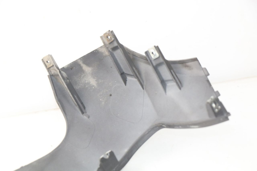 photo de PRAWA LISTWA PROGOWA SYM GTS EFI ABS 125 (2012 - 2016) - Zbliżenie techniczne