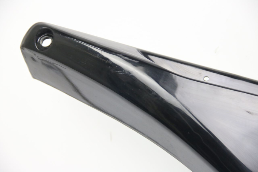 photo de PRAWA LISTWA BOCZNA REVATTO IMPERATOR 125 (2007 - 2015) - Stan powierzchni