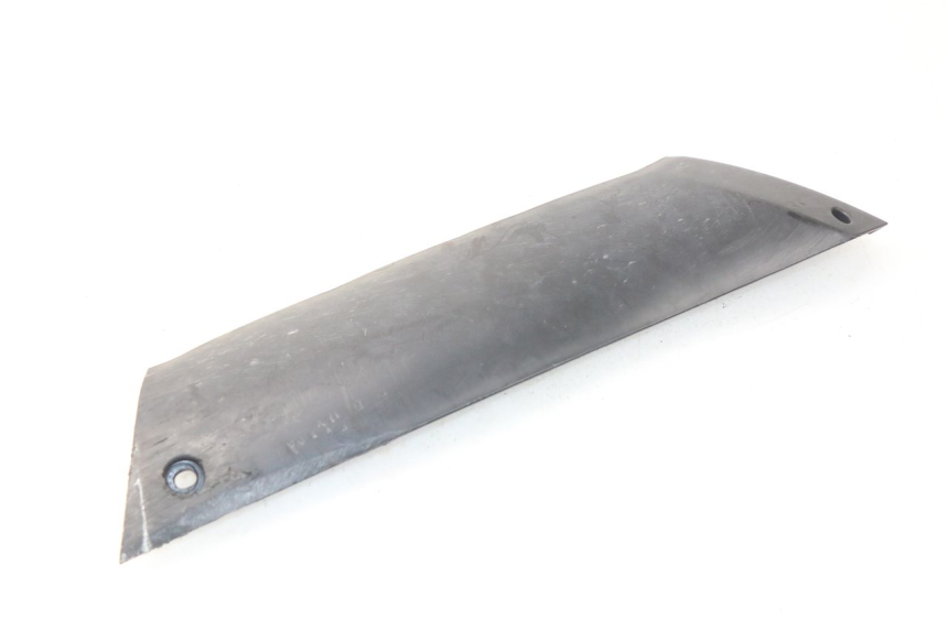 photo de PRAWA LISTWA PROGOWA PEUGEOT KISBEE 2T 50 (2010 - 2017) - Inny kąt widzenia