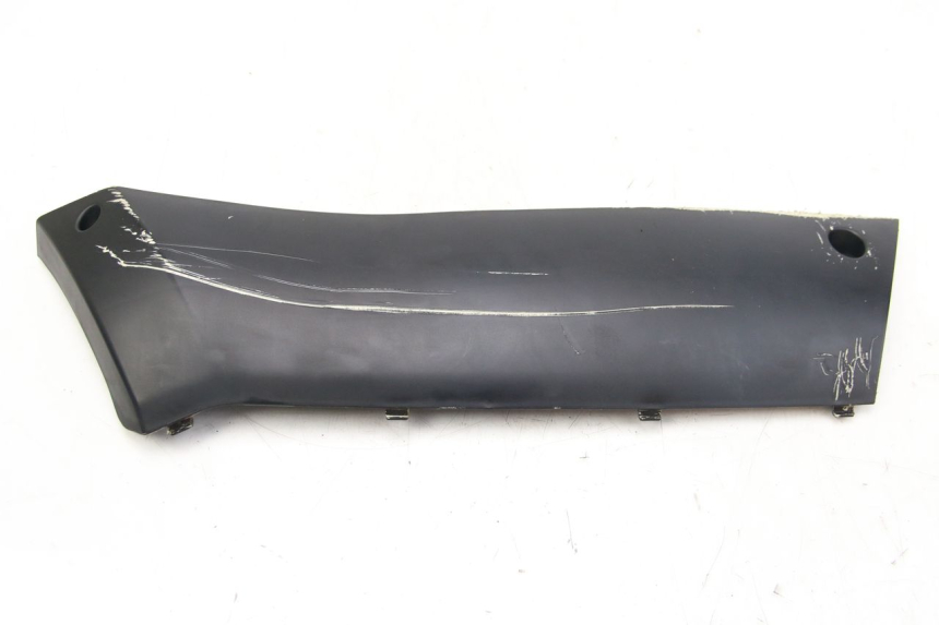 photo de PRAWA LISTWA PROGOWA PEUGEOT KISBEE 2T 50 (2018 - 2022) - Widok główny