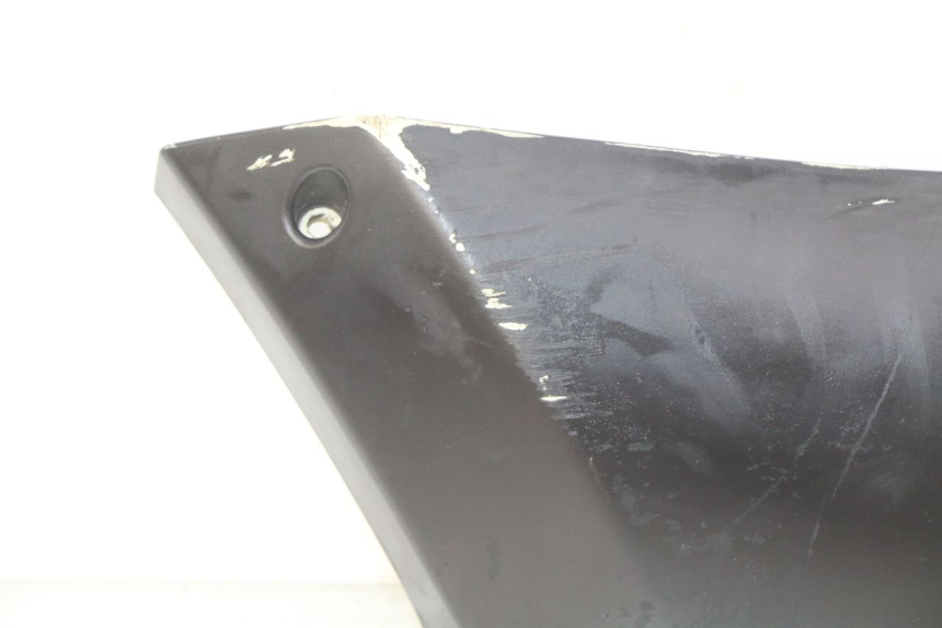 photo de PRAWA LISTWA NADWOZIA PEUGEOT KISBEE 4T 50 (2010 - 2017) - Zoom stanu zużycia