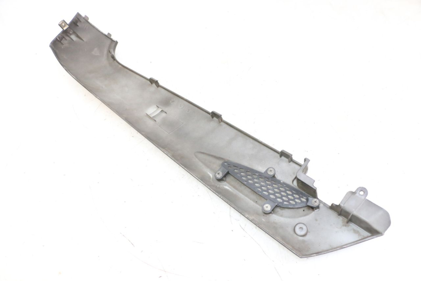 photo de PRAWA LISTWA PROGOWA KYMCO LIKE 125 (2009 - 2016) - Zoom stanu zużycia