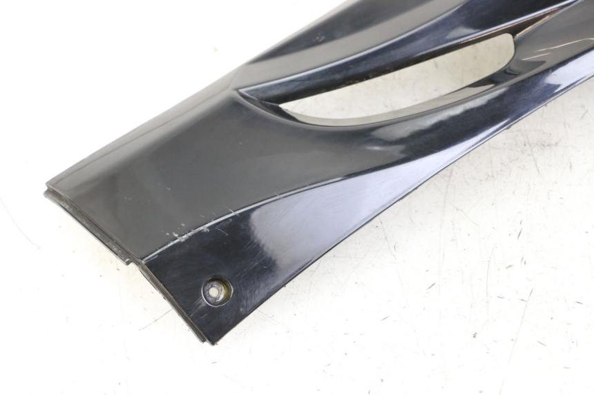 photo de PRAWA LISTWA PROGOWA LONGJIA SHARPY 125 (2020 - 2024) - Punkty mocowania