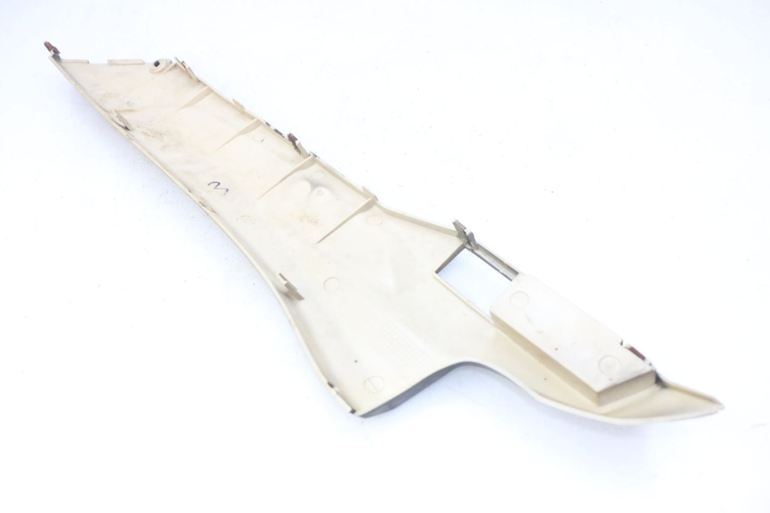 photo de PRAWA LISTWA BOCZNA EUROCKA MATADOR 4T 50 (2010 - 2016) - Inny kąt widzenia