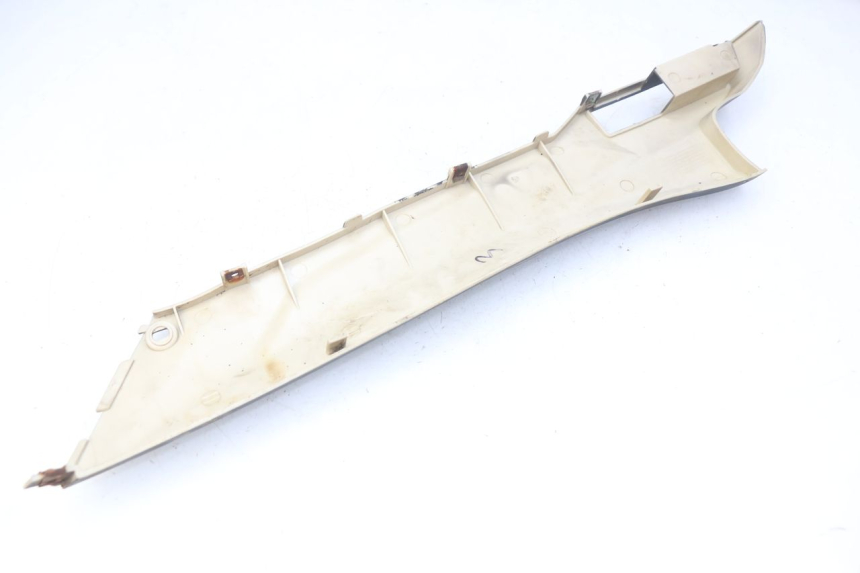 photo de PRAWA LISTWA BOCZNA EUROCKA MATADOR 4T 50 (2010 - 2016) - Zbliżenie techniczne