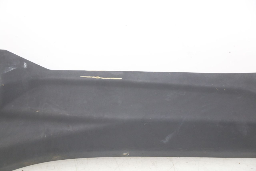 photo de PRAWA LISTWA BOCZNA EUROCKA MATADOR 4T 50 (2010 - 2016) - Stan powierzchni